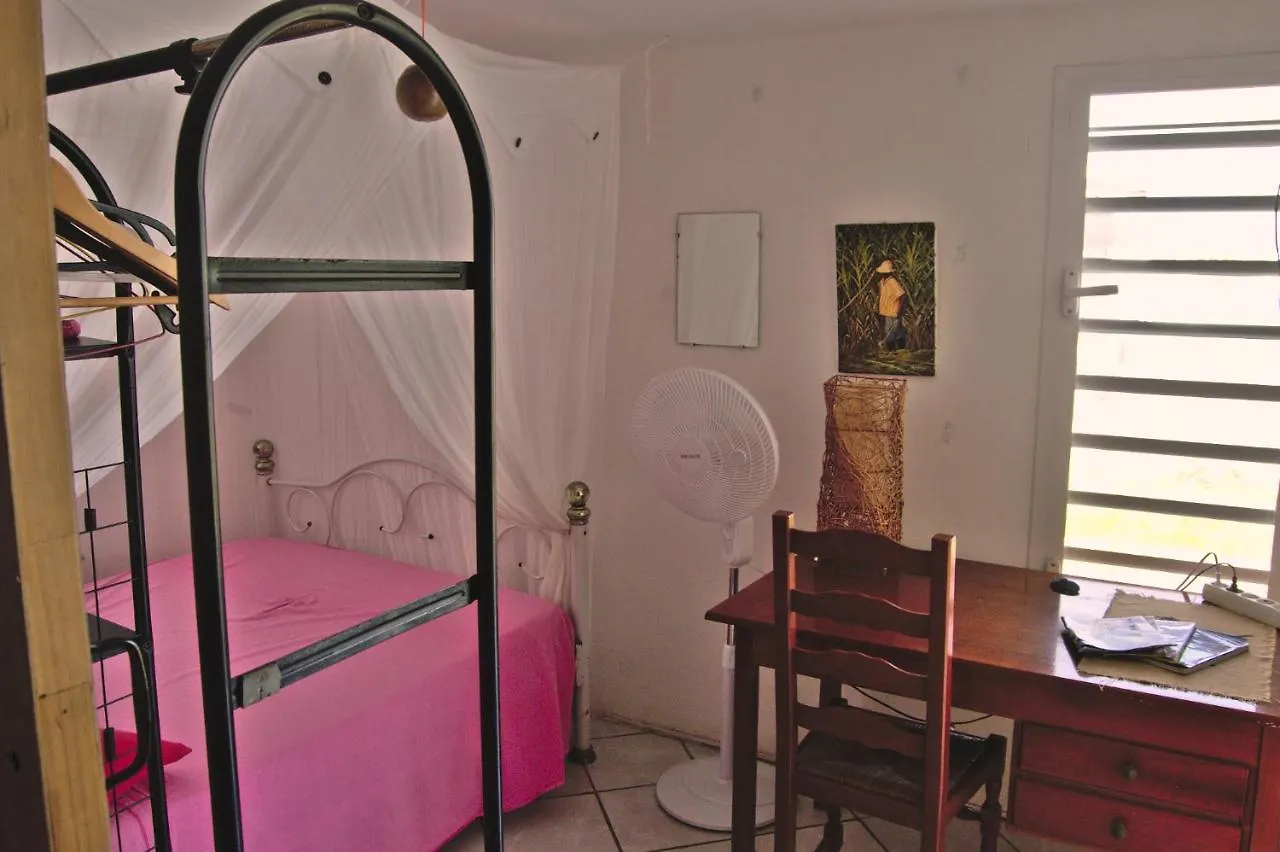 Le Lit D'Oli Bed & Breakfast Sainte-Rose