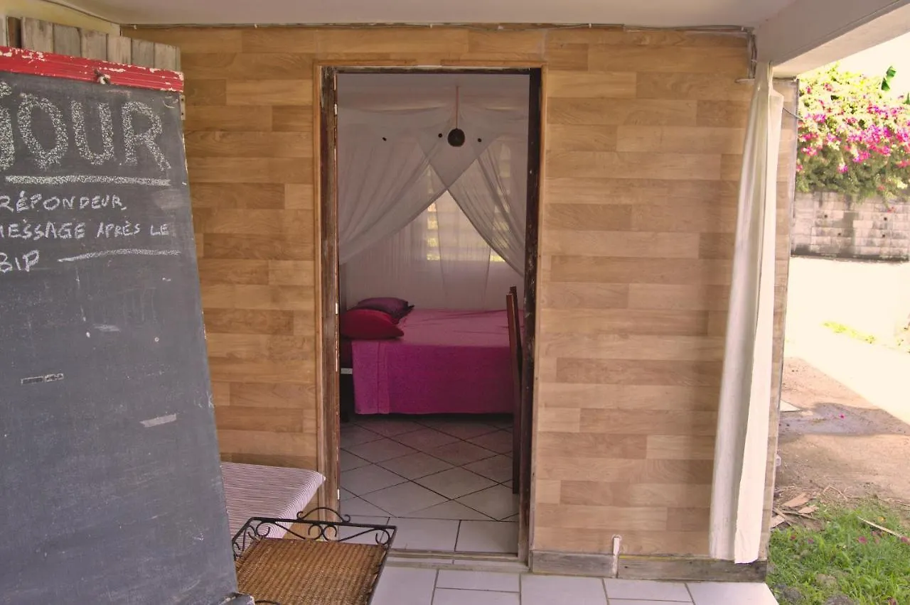 Le Lit D'Oli Bed & Breakfast Sainte-Rose