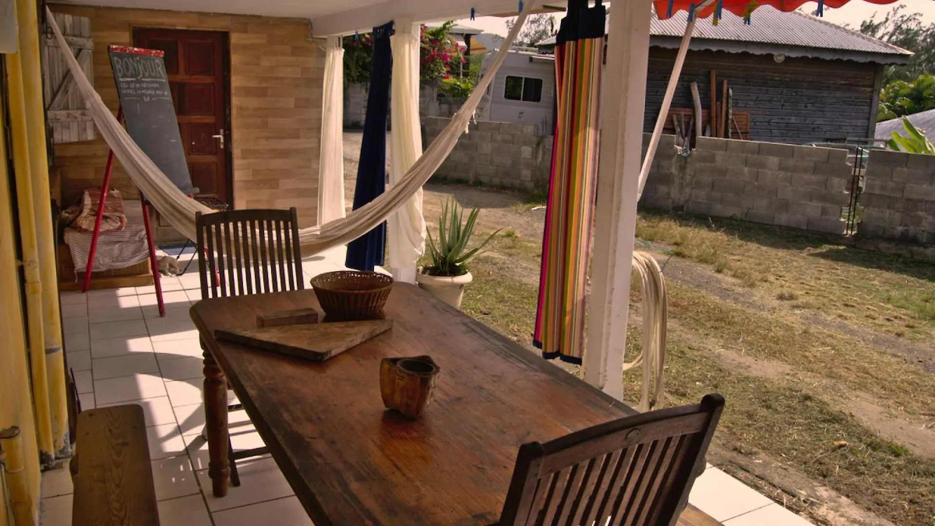 Le Lit D'Oli Bed & Breakfast Sainte-Rose